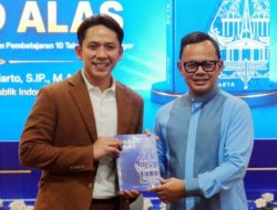 Bedah Buku Babad Alas di Lampung Selatan, Bima Arya Bagikan Refleksi Kepemimpinan Menuju Indonesia Emas 2045